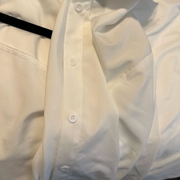 White button down career wear top - Picture 7 of 9